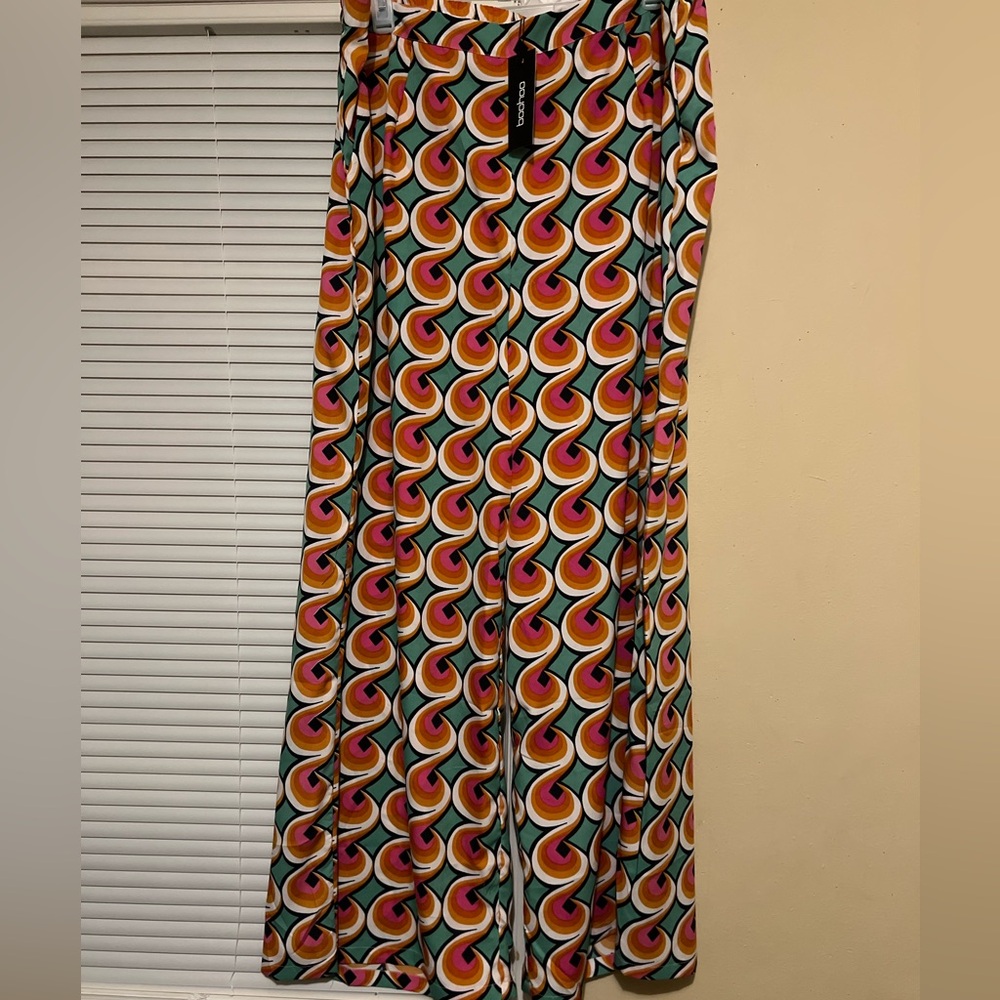 Boohoo Plus Retro Geo printed wide leg trousers